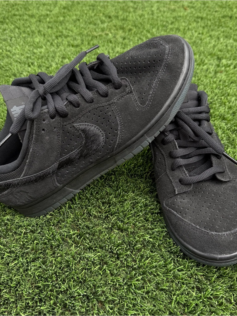 Men's Black Suede Nike x Undefeated  Low Dunk vs AF1 Sneakers
